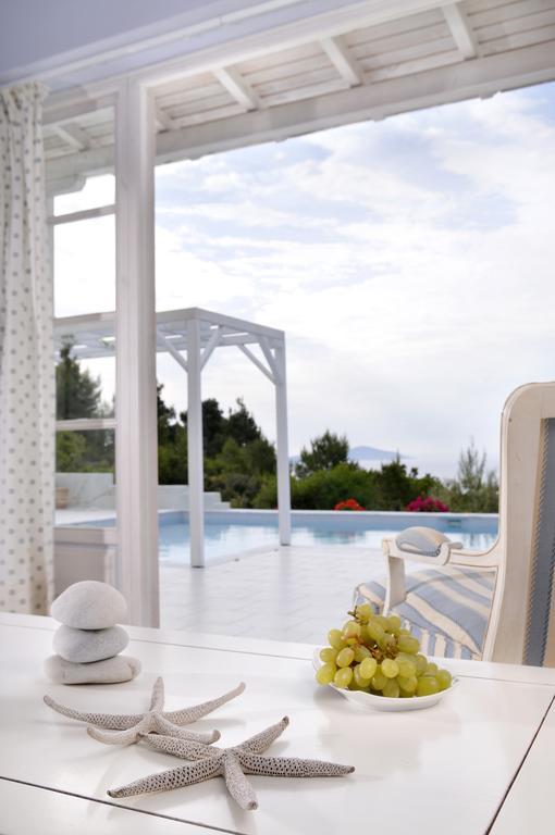 Anemolia Villas With Private Pools Near The Most Beautiful Beaches Of Alonissos Isomata Екстер'єр фото