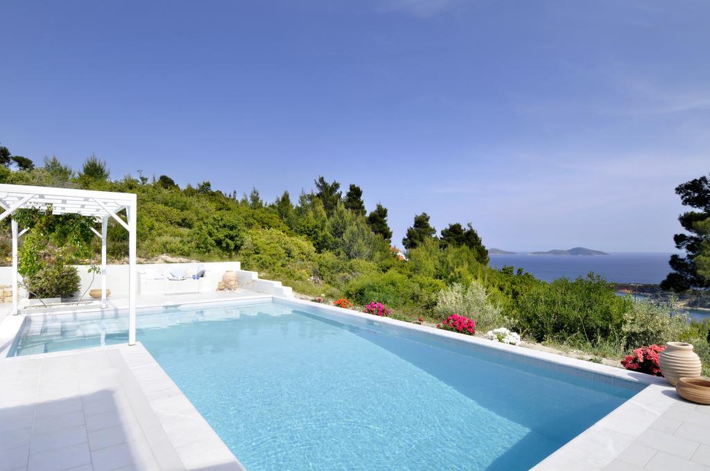 Anemolia Villas With Private Pools Near The Most Beautiful Beaches Of Alonissos Isomata Екстер'єр фото